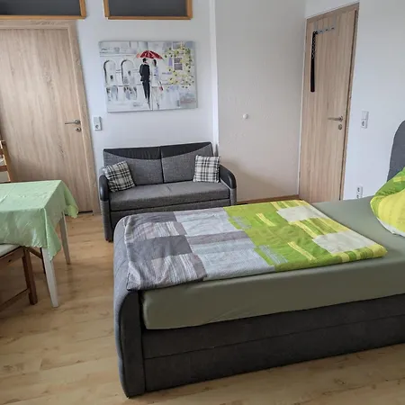 Sommerfrische Rum i privatbostad Nebra